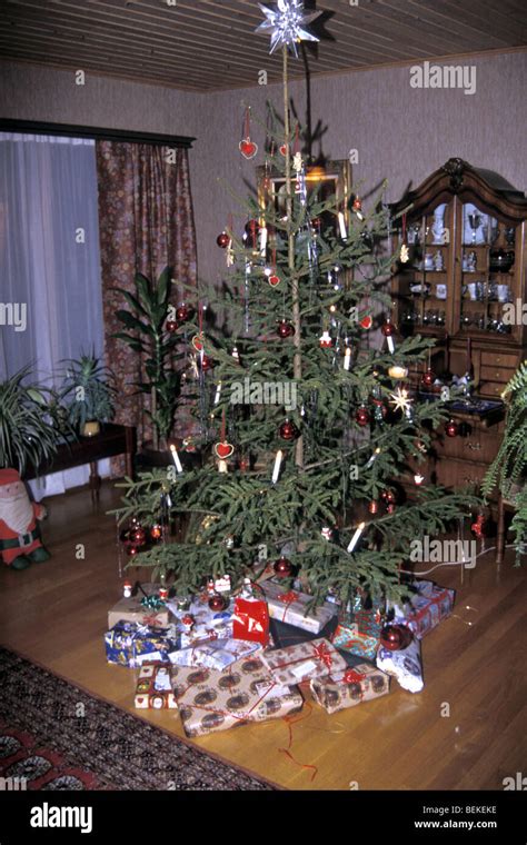 1960s christmas tree indoors nobody hi-res stock photography and images - Alamy