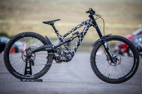 Polygon XQuarOne DH: From Prototype to Production | MTB-MAG.COM