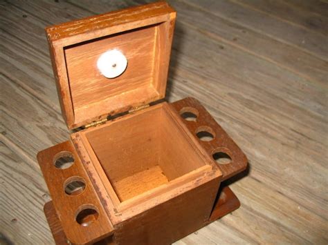 Vintage wood 6 PIPE RACK Holder stand tobacco HUMIDOR by NUGENTS