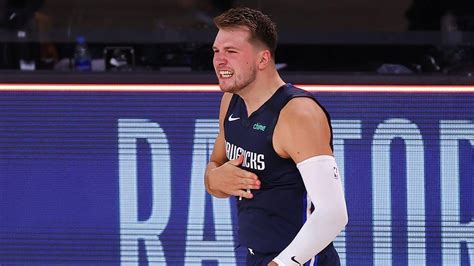 Luka Doncic drills 3-pointer at the buzzer to beat Clippers (Video)