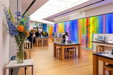 A Closer Look at Microsoft's New Store in London - ShopingServer Wiki