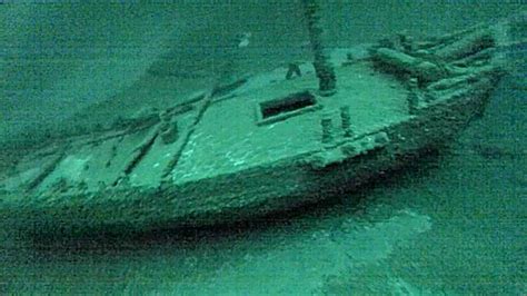 Explorers find 2nd oldest confirmed shipwreck in Great Lakes - Latest ...