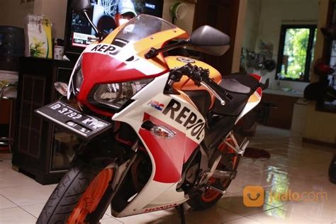 Honda CBR 150R REPSOL Edition K45 Tahun 2016 A.N Pribadi di Kota Bekasi, Jawa Barat | Jualo.com