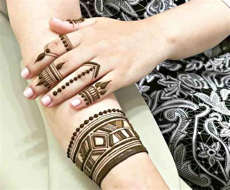 [Latest Updated] 60+ Simple and Easy Mehndi Designs for Eid 2017