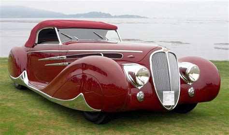 5 of the most beautiful classic cars - The Vintage News