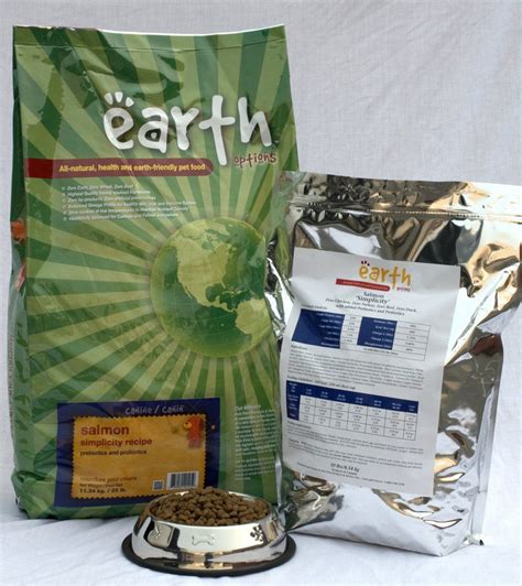 Grain-Free Salmon Simplicity Dog Food - Brazilian Dog Guru Facility