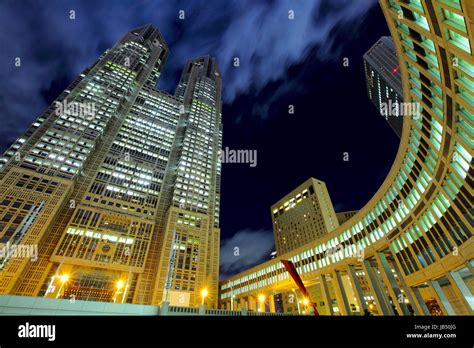 Tokyo skyline at night Stock Photo - Alamy