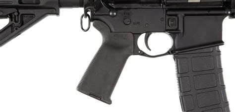 Magpul AR-15 MOE+ Grip - Black