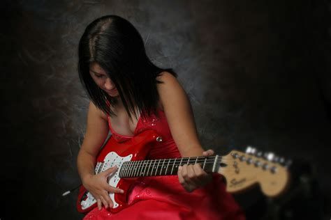 🔥 [40+] Guitar Girls Wallpapers | WallpaperSafari