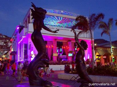 Nightlife in Puerto Vallarta | Puerto vallarta, Vallarta, Night life