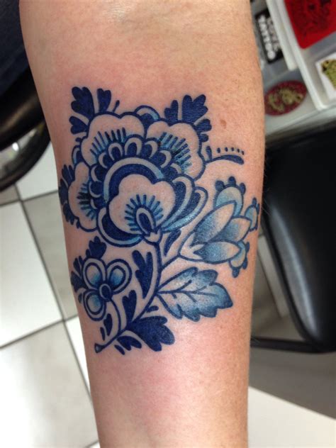 My new tattoo. Delft blue flower | Pattern tattoo, Tattoos, Dutch tattoo