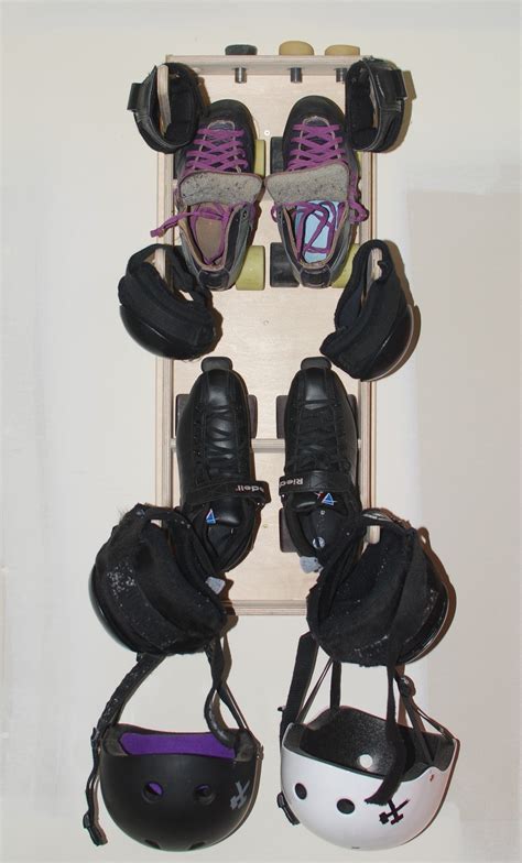 Roller Derby Gear Rack - Obrary