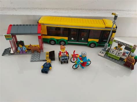 Lego 60154 city bus station, Hobbies & Toys, Toys & Games on Carousell