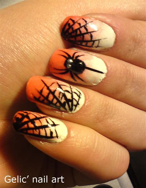 Gelic' nail art: Halloween spider and spider web nail art