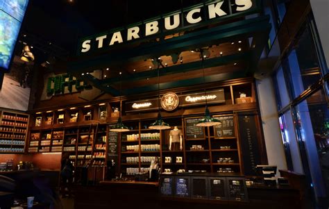 STARBUCKS Brand Strategy & Experience Design :: Behance