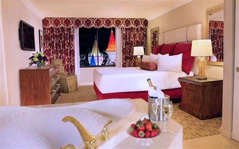 Excalibur Rooms & Suites | Photos & Info | Las Vegas Hotels