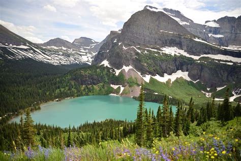 Grinell lake at Glacier National Park | Grinnell lake, Glacier national park, National parks