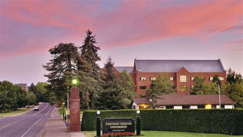 Best Colleges & Universities in Oregon | Top Consensus Ranked Schools 2019