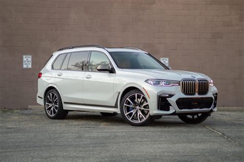 2020 BMW X7 M50i is ready to have a blast - CNET