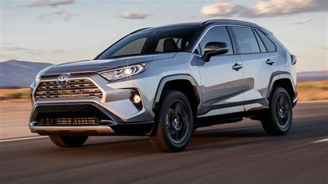 2019 Toyota RAV4 Hybrid First Test: More Power, Less Gas