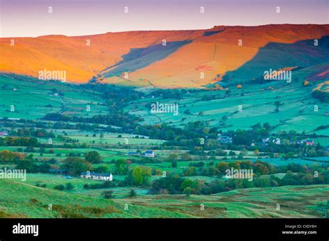 Vale of Edale, Peak District National Park, Derbyshire, England Stock Photo - Alamy