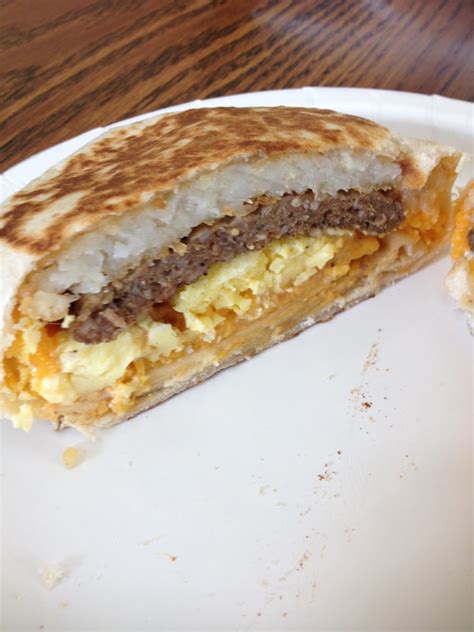 52 Sandwiches: Breakfast Sandwich #25 - Taco Bell aka Don't Knock It ...