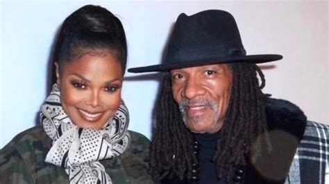 Janet Jackson Reunites With 'Good Times' Actor Ralph Carter At NYC Concert - Blavity