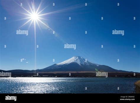 Mount Fuji and Lake Yamanaka Stock Photo - Alamy