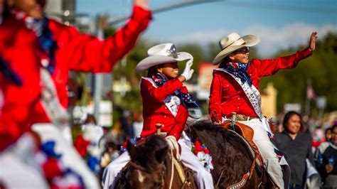 Fiesta Bowl Parade 2021 in Phoenix: Guide to the route, tickets