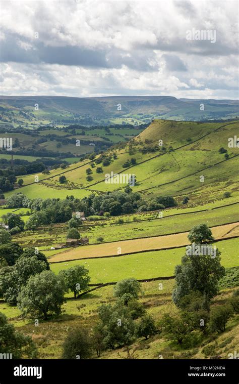 Chinley and peak district hi-res stock photography and images - Alamy