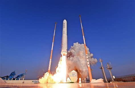 Japan's H3 flagship rocket fails to lift off after booster engine ...