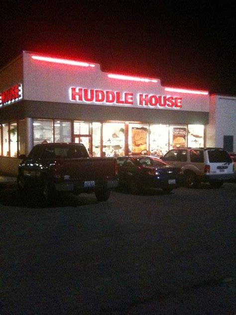 Huddle House - American (Traditional) - 118 Commerce Dr, Leitchfield, KY, United States ...