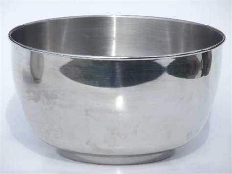 vintage Hamilton Beach mixer bowls, stainless bowl set for electric mixer