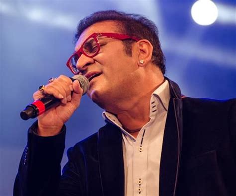 Abhijeet (Singer) Age, Wife, Family, Children, Biography & More » StarsUnfolded