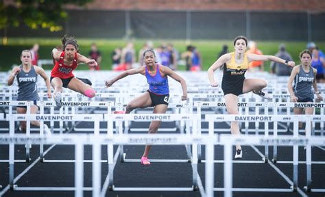 Iowa area girls state track and field qualifiers