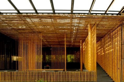 Great Bamboo Wall - Exterior/Open Space - modlar.com