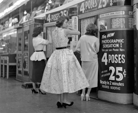 Photographs of everyday life in 1950s New York City discovered in an attic 45 years later ...