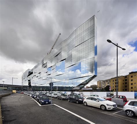 BNL-BNP Paribas Headquarters / 5+1AAAlfonsoFemiaGianlucaPeluffo | ArchDaily