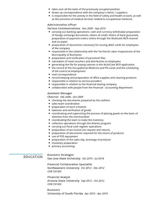 Economist Resume Sample in 2025 - ResumeKraft