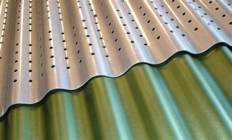 Corrugated Metal in Classic Slate Green Clear | Architonic