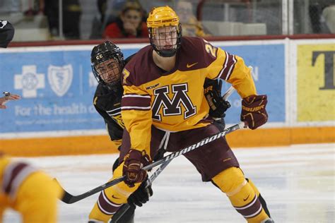 Minnesota Gopher Hockey Sweeps UAA- Highlights - The Daily Gopher