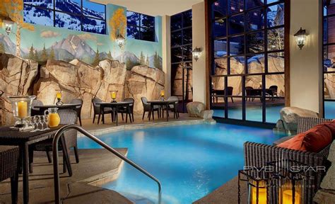 Photo Gallery for Snake River Lodge & Spa in Teton Village | Five Star ...