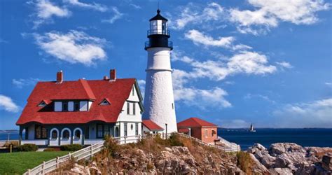 7 Best Portland, Maine Lighthouses