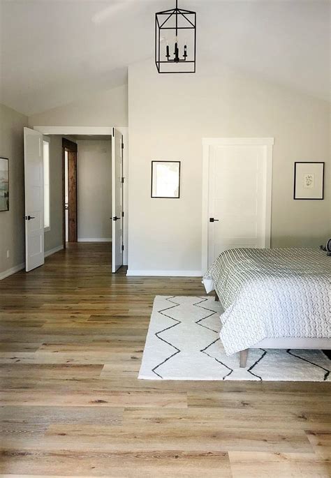 Flooring with agreeable gray #sherwinwilliamsagreeablegray | Best neutral paint colors, Bedroom ...