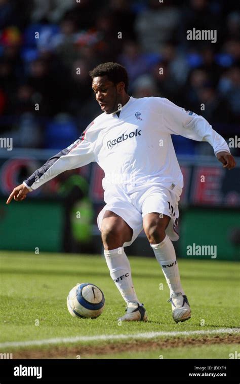 Jay jay okocha bolton hi-res stock photography and images - Alamy