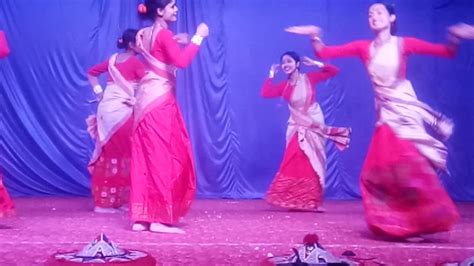 Bihu dance - YouTube