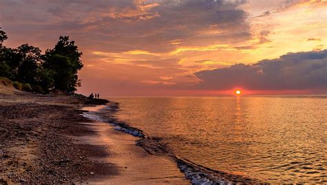 Indiana Dunes State Park - VisitToUSA