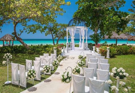 Why A Destination Wedding At Sandals Resorts Is Perfect For You! | Sandals resort wedding ...