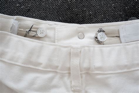 How to Take in the Waist of Jeans without a Sewing Machine - since wen