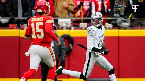 NFL World Reacts to Another Patrick Mahomes Meltdown as Chiefs Lose to ...